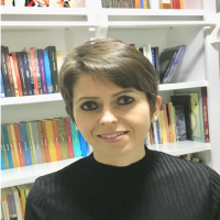 Profa. Dra. Diana Navas